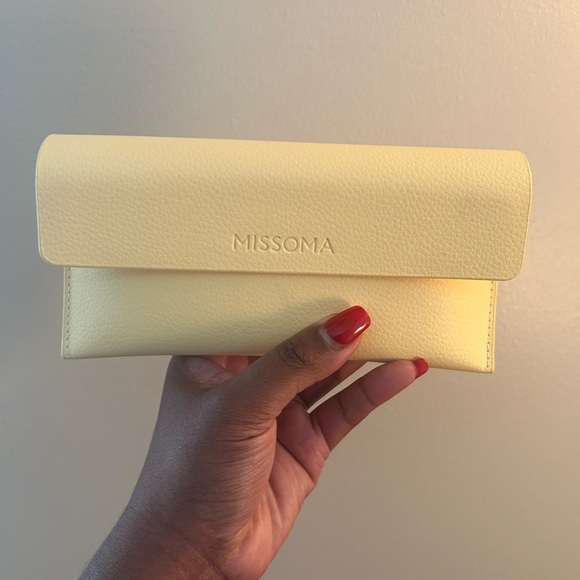 NWT Le Specs x Missoma Jupiter Link Fawn Pearl Aviator sunglasses - Picture 7 of 9